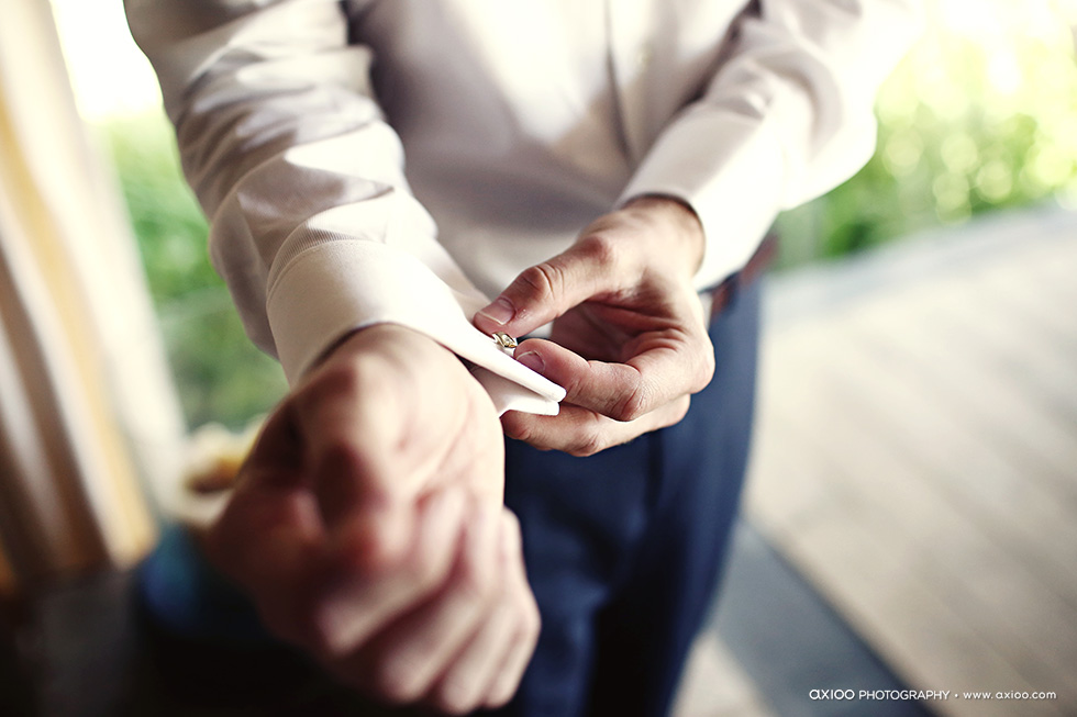 Axioo: Layers of Intricate Intimacies